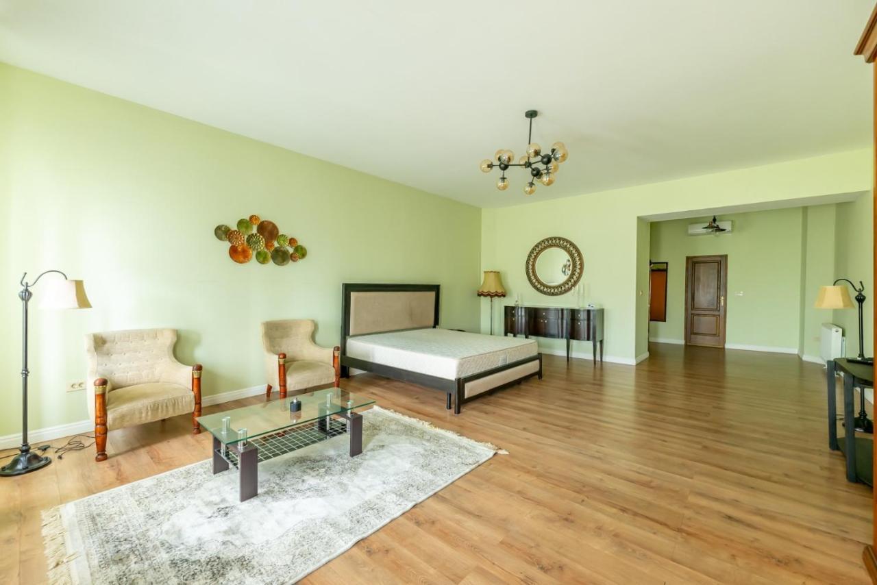 Cozyflat In The Central Арад Екстериор снимка