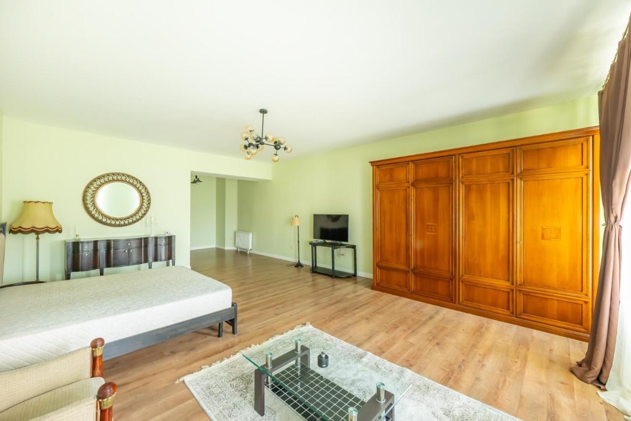 Cozyflat In The Central Арад Екстериор снимка