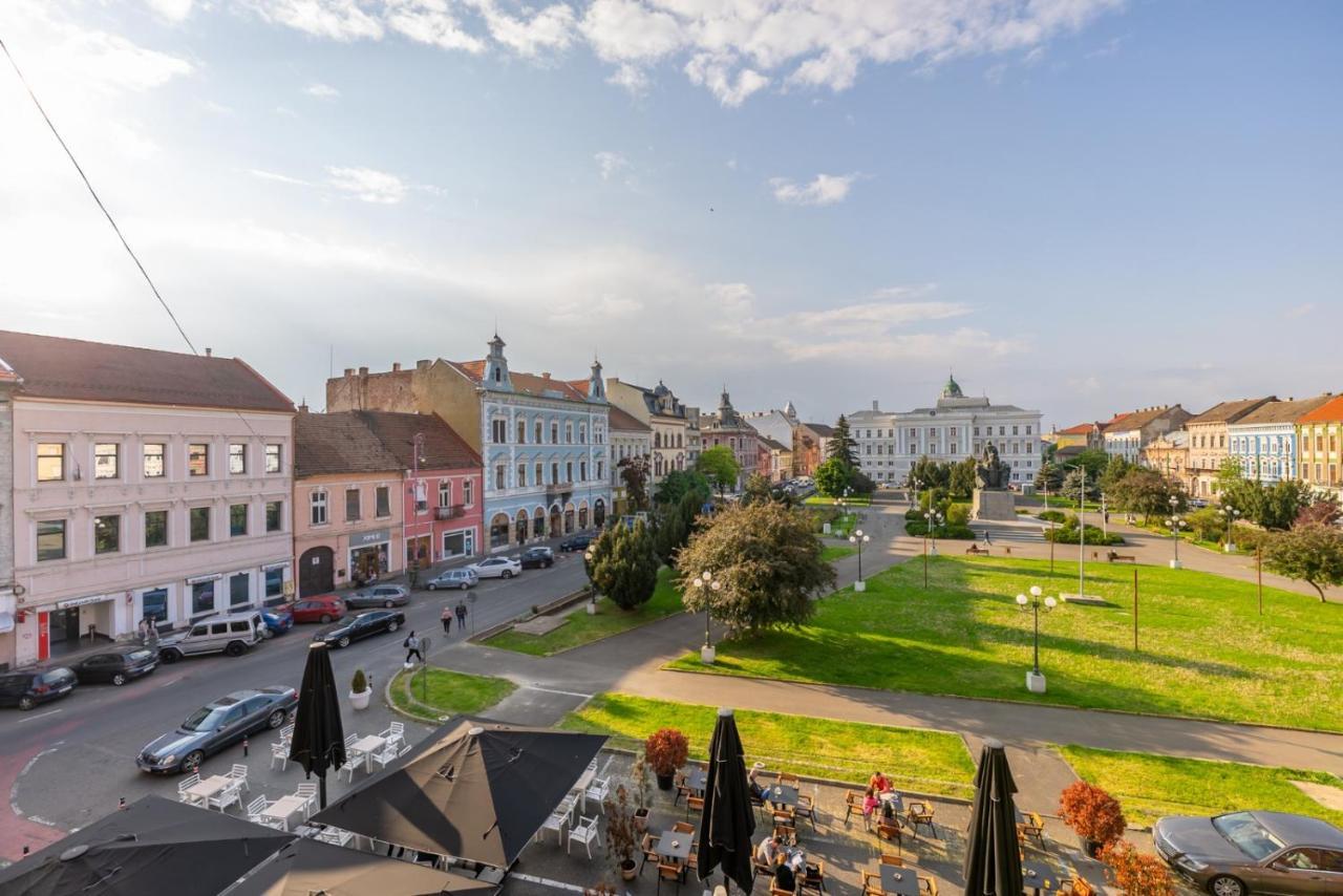 Cozyflat In The Central Арад Екстериор снимка